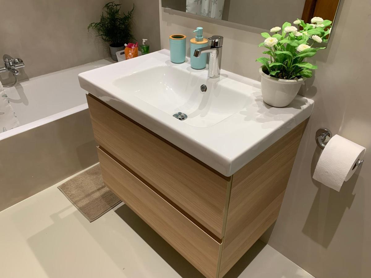 Ferienwohnung Precioso Piso Recien Reformado En Saragossa Exterior foto